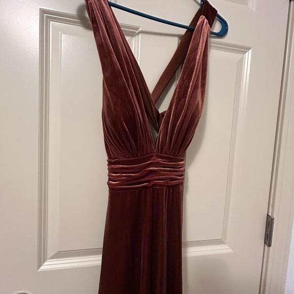 Revelry Dylan Velvet Dress Terracotta size 6 petite maxi - Picture 3 of 5